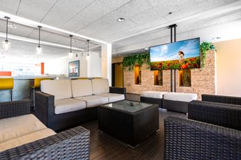 Great room with flat screen tv & wifi